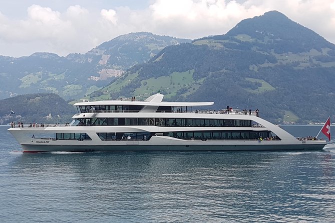 Lucerne Private City Walk and Lake Cruise Day Trip from Zürich - St. Leodegar and the Lion Monument, two emotional stops