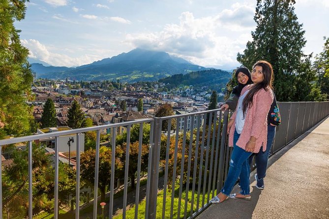 Lucerne Private Walking Tour with a castle visit! - Getting Your Bearings Fast in Lucerne’s Old Town