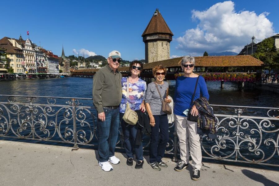 Lucerne: Walking and Boat Tour with Cheese & Wine Tasting - 1-Hour Lake Lucerne Boat Cruise: Best Light, Bridge Views, and Commentary