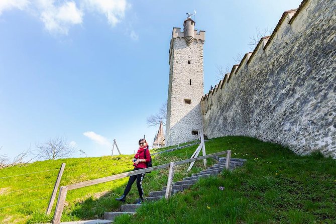Lucerne Walking & Boat Tour: The Best Swiss Experience - Small group energy, and what you can expect from guides like Luis, Laszlo, Isabella, and more
