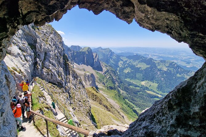 Mt Pilatus and Lucerne Day Trip from Zurich With Lake Cruise - Lake Lucerne boat cruise: where the day slows down