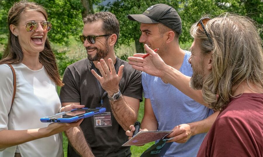 Outdoor Escape Game with Augmented Reality trough Zurich - How the augmented reality missions work (no app required)
