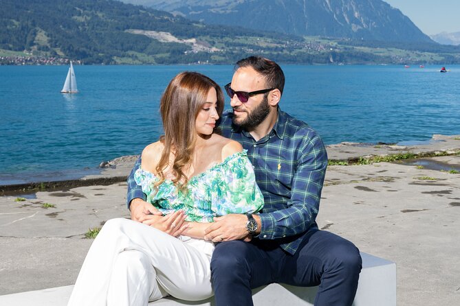 Phototour Private Photoshoot in Interlaken & Lake Brienz and Thun - Stop 2: Bönigen on Lake Brienz, Pro Lighting by the Water