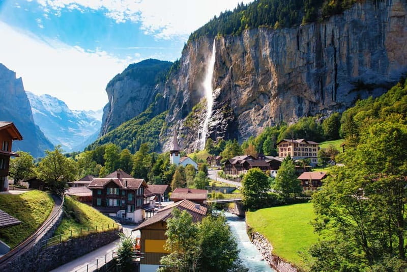 Private all day driver: Interlaken>Lauterbrunnen,Grindelwald - Grindelwald village and First Cliff Walk, the viewpoint moment most people came for
