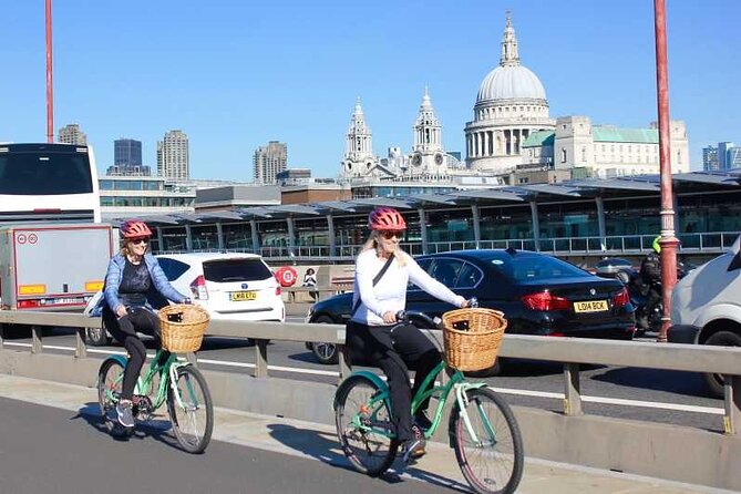 Private Bike Tour with Pickup From Zurich - A smart 2-hour plan to see Zurich from the saddle
