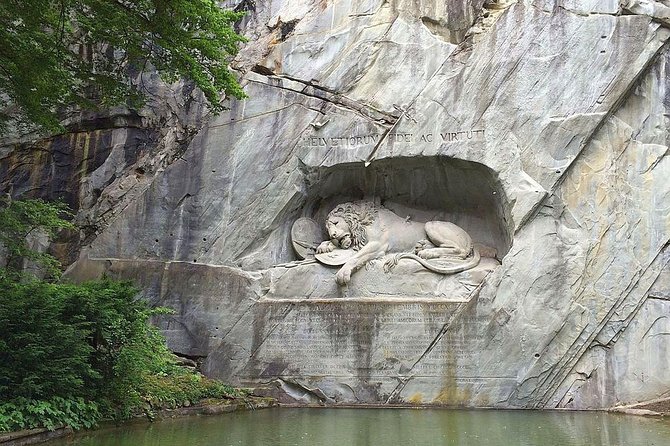 Private Classic Lucerne City Walk - Bourbaki Panorama to Lion Monument, History You Can Stand On