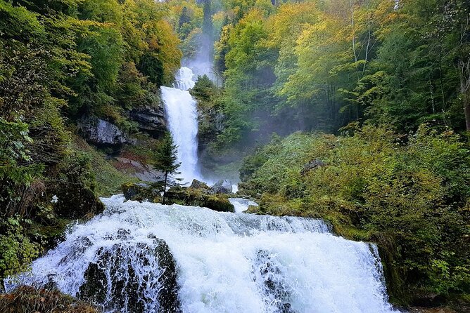 Private Day tour from Interlaken: Lake, Gorge & Waterfall - Iseltwald and Brienz: charming villages, film spot, and local crafts
