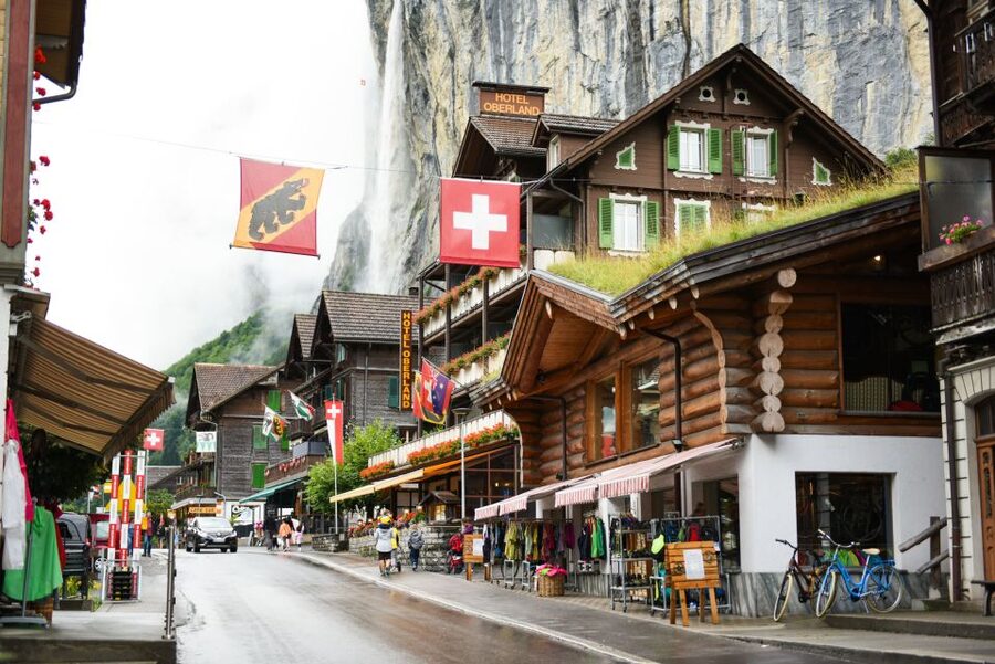Private Tour from Zurich to Jungfraujoch - The Top of Europe - Hotel pickup in Zurich: the part most people underestimate