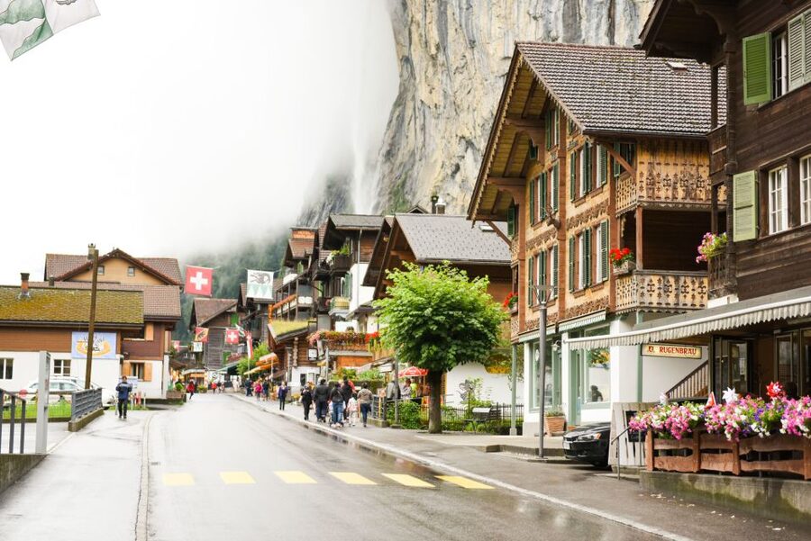 Private Tour from Zurich to Jungfraujoch - The Top of Europe - The cogwheel rail to Jungfraujoch: heading to the Europe’s highest station