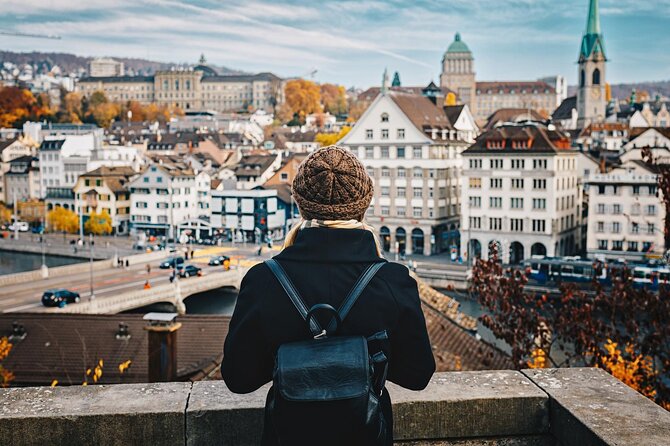 Private Tour of Zurich in 60 minutes with a Local - Stop 3: Lindenhof hilltop park views that make the city click