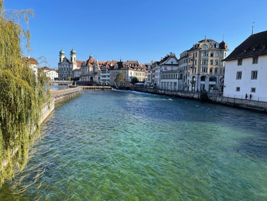 Private Walking Tour in Lucerne with Local Tour Guide - Lake and city views, timed for when they actually help