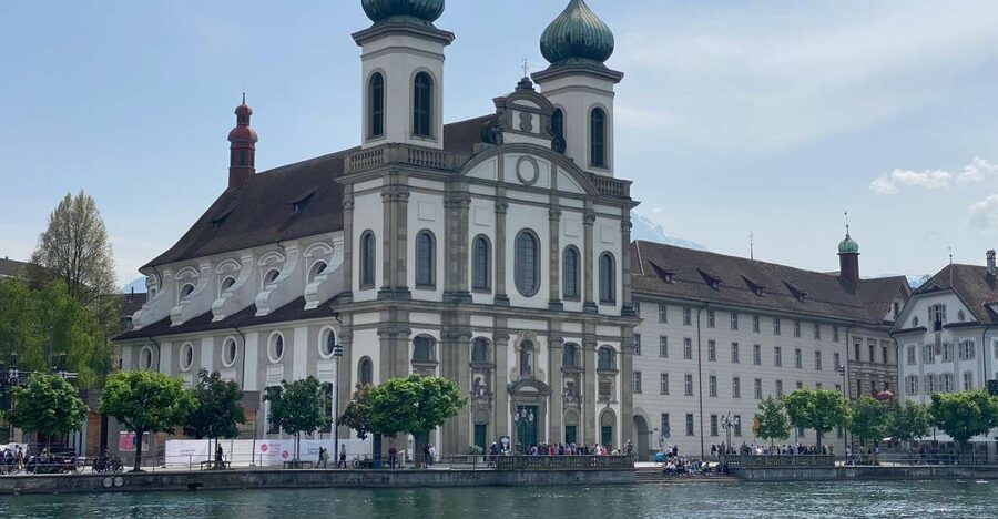 Revealing Lucerne: Self-Guided Reading City Tour - Main Sights You Will See: Lion Monument, Water Tower, and Chapel Bridges
