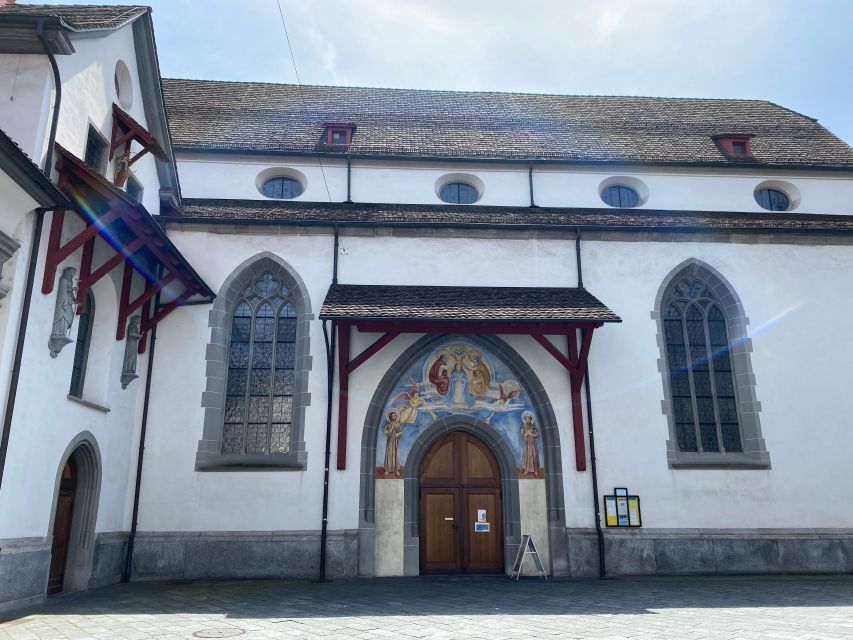 Revealing Lucerne: Self-Guided Reading City Tour - Frescoed Houses in Lucerne: Over Twenty Street-Level Stories