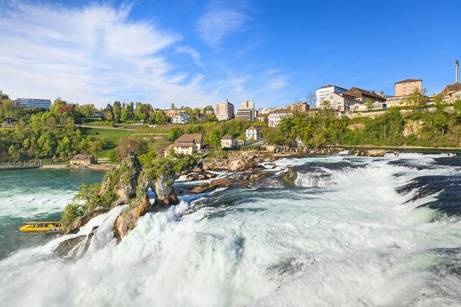 Rhine Falls Coach Tour incl. entry tickets from Zurich - The coach ride: vineyards, border towns, and real guide talk