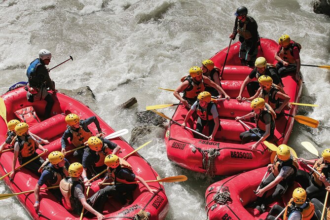 River Rafting Simme with OUTDOOR - Driving out to the river start and changing into your kit