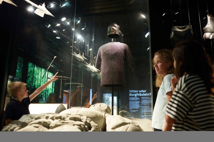 Schwyz: Museum-Ticket Forum of Swiss History Schwyz - Temporary exhibition on the lower level, and how to pace your day