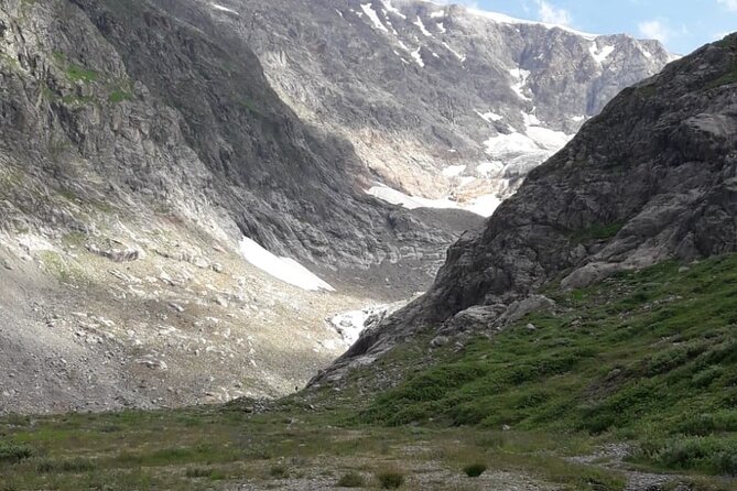 See It All Sightseeing Tour Tickets incl. From Bern + Interlaken - Sustenpass at Around 2300 Meters: Big Views, Clear Safety Rules