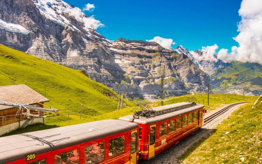Spectacular ride to experience Jungfraujoch - Top of Europe - Lunch and getting your timing right at high altitude