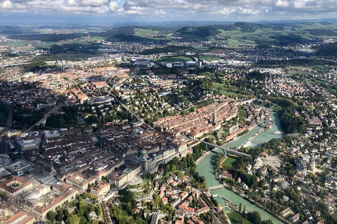 Swiss Capital city helicopter sightseeing tour - the ideal flight to see Berne - What you see first: Bern’s old town and the Aare horseshoe