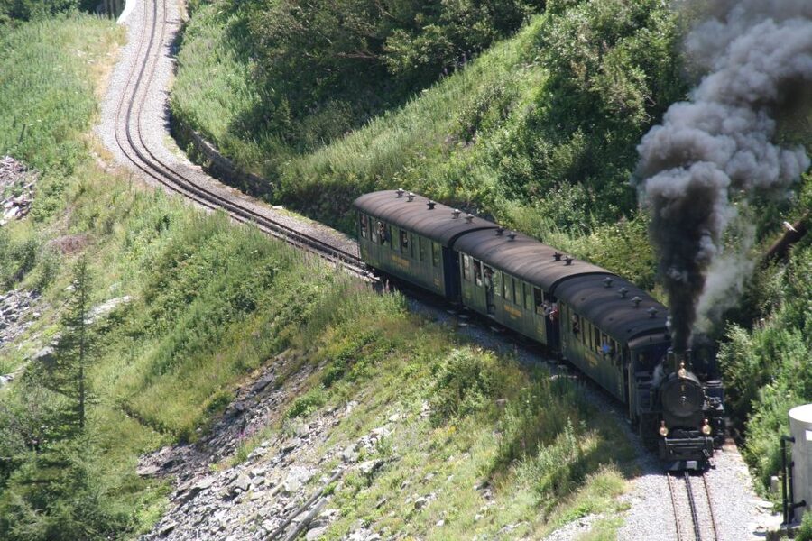 Switzerland: Private Day Tour by car with unlimited km - Why this Zurich private car tour feels different from a fixed itinerary