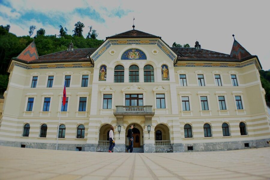 Vaduz Private Guided Walking Tour - Städtle and the International Sculpture Trail in the City Center