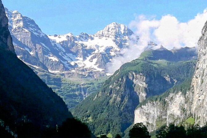 Waterfall Lauterbrunnen CLOY Pier Iseltwald Interlaken Private - A second Lauterbrunnen moment near the heliport