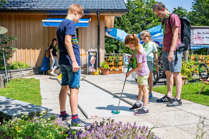 Wildhaus Foxtrail Funi - Starting point at Hotel Hirschen Wildhaus Passhöhe: tickets and your first push