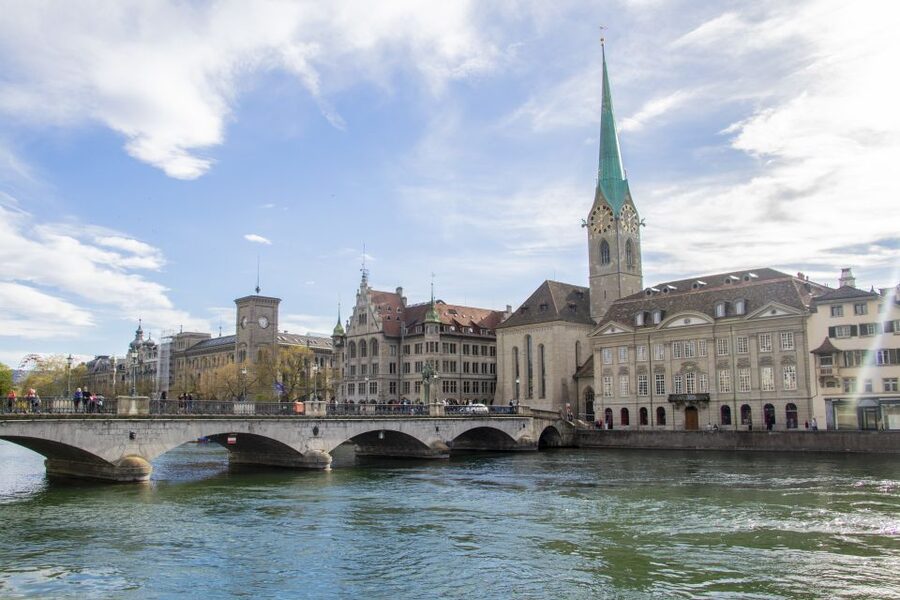 Zurich: 2-hour Best Intro Walking Tour with a Local - Riding the classic funicular for big views and local context