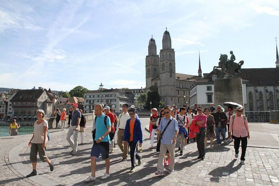 Zürich: 2-Hour Sightseeing Bus Tour - Key Highlights to Watch For