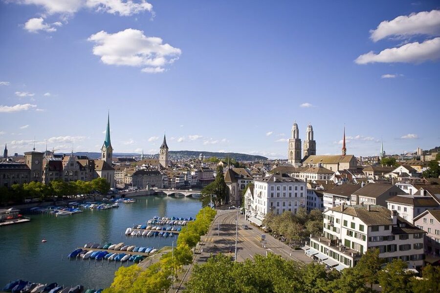 Zürich: 2-Hour Sightseeing Bus Tour - Why This 2-Hour Zurich Plan Works So Well
