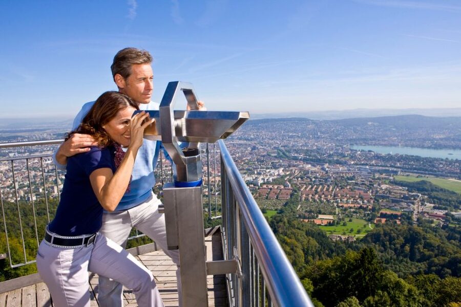 Zurich: Audio Guided City Tour and Train to “Top of Zurich” - From City Streets to Uetliberg: Transfer to the Uetlibergbahn