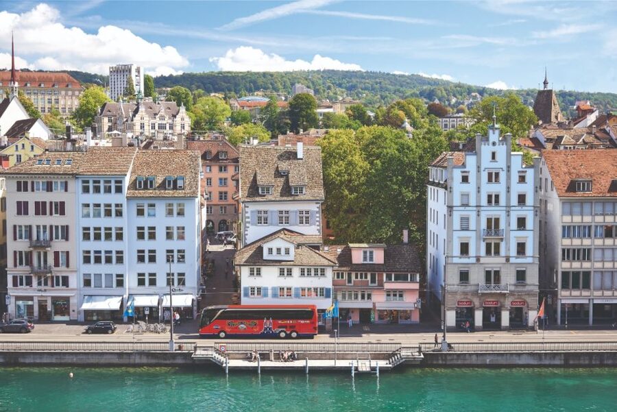 Zurich: Audio Guided City Tour and Train to “Top of Zurich” - Meeting at Sihlquai and Avoiding the Early Chaos