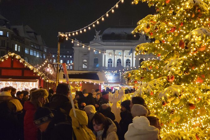 Zurich Christmas Market Tour - Stop 6: Münsterhof and Zurich Products Christmas Market for gift ideas