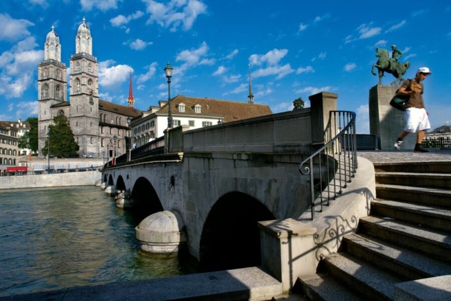 Zurich: City Top Attractions Tour by Bus with Audio Guide - Meeting at Sihlquai: The One Spot You Should Not Miss