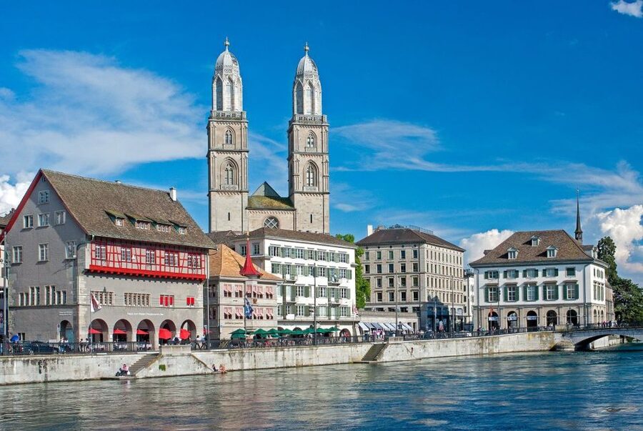 Zurich: City Tour, Cruise, and Lindt Home of Chocolate Visit - Price and Value: Does $103 Make Sense for Zurich?