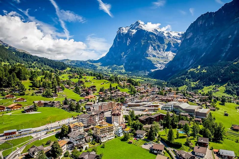 Zurich: Day Trip to Grindelwald, Interlaken & Lauterbrunnen - Meeting at Zurich Sihlquai and Getting Settled for 12 Hours