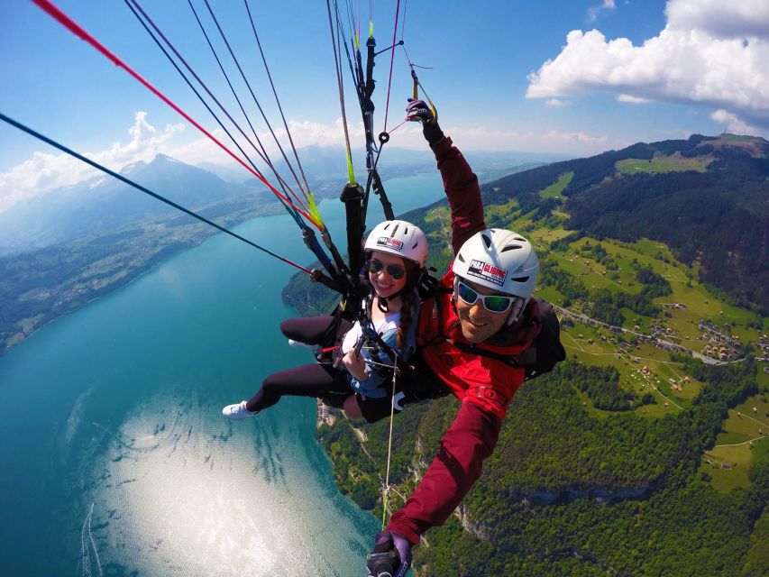 Zurich: Day trip to Interlaken incl. tandem paragliding - Key points at a glance