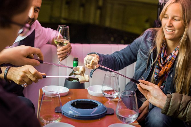 Zurich eTukTuk Private Tour - with Cheese Fondue and Wine - Fraumünster Stained Glass by Chagall and Giacometti