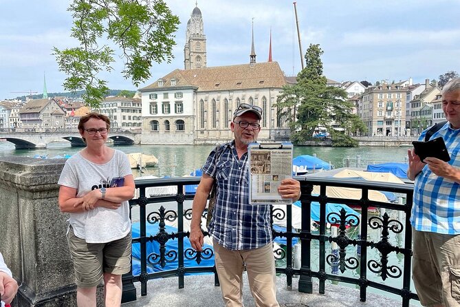 Zurich Highlights with Lake Cruise & Optional FIFA Museum Ticket - Strolling Old Town Altstadt: St. Peter, Fraumünster, and Clock Power