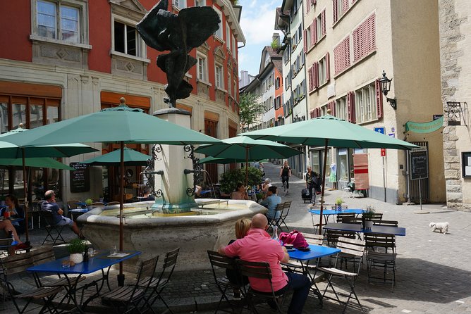 Zürich Historic District Tour - Churches, art, and what medieval Zurich still tells you