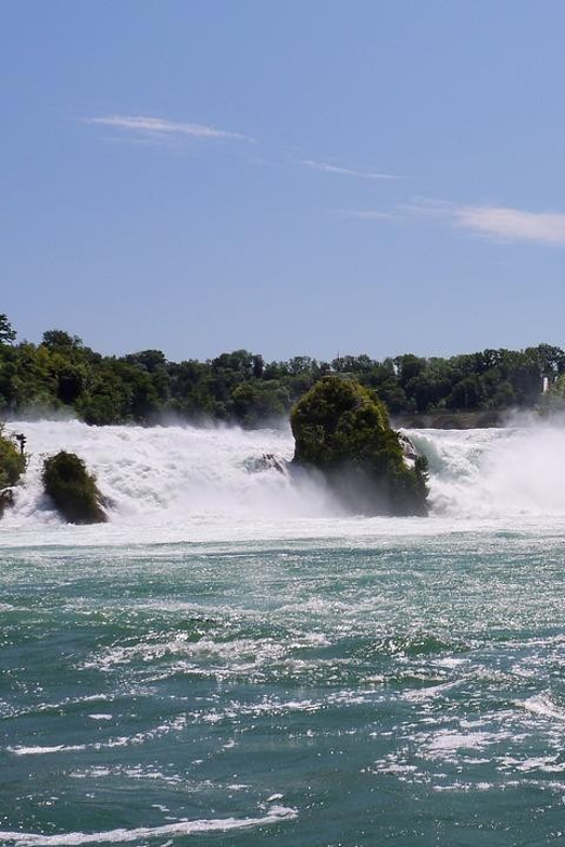 Zürich/Lucerne: Rhine Falls, Titisee & Black Forest Day Trip - Triberg Photo Stops: Black Forest Scenery You Can Actually Enjoy
