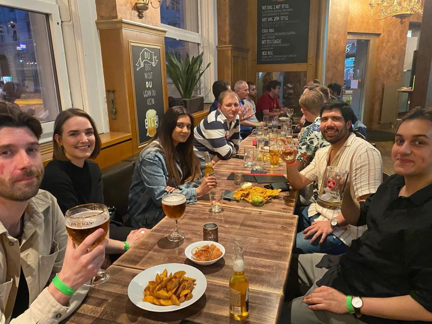 Zurich: Meet new people and enjoy free snacks - Topic cards: the low-pressure way to get beyond small talk