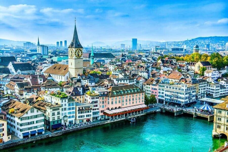 Zurich: Old Town Walking Tour - Zentralbibliothek Zürich and the city wall story you can actually picture