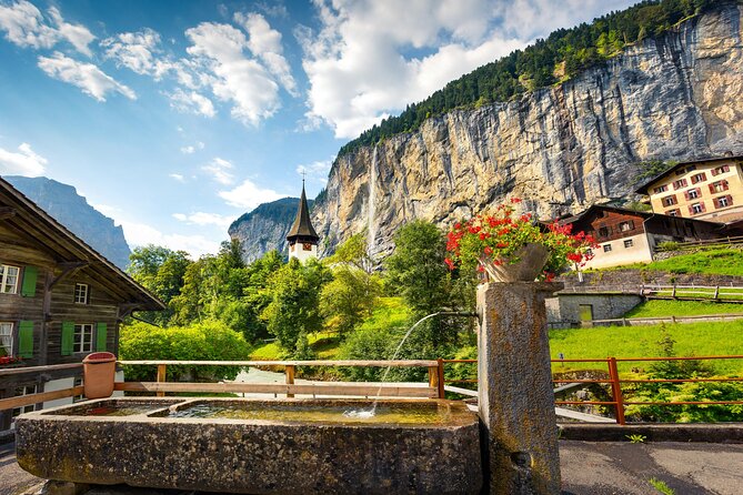 Zurich: Private Daytrip to Swiss Villages(Interlaken-Grindelwald) - Price and logistics: what $264.50 per person buys you