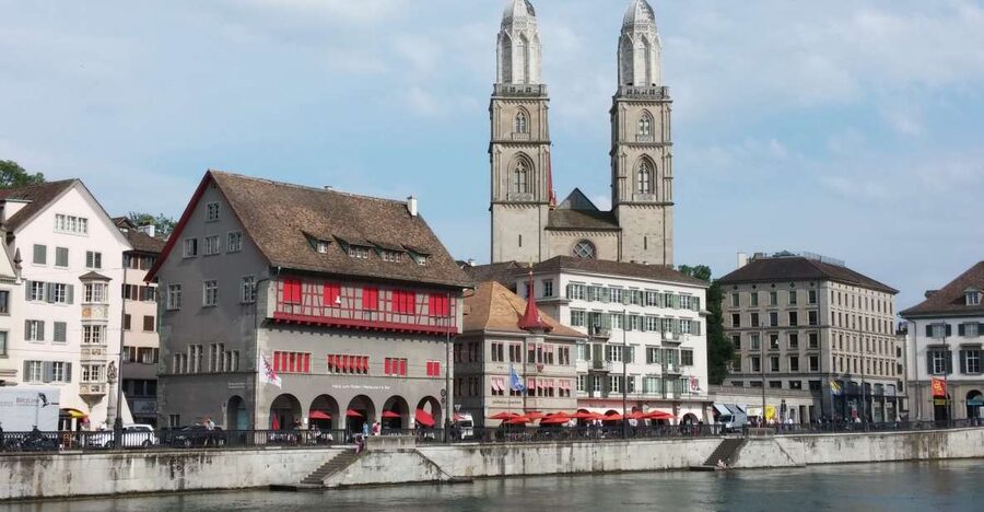 Zurich: Private Walking Tour with a Local Guide - Key things to look forward to