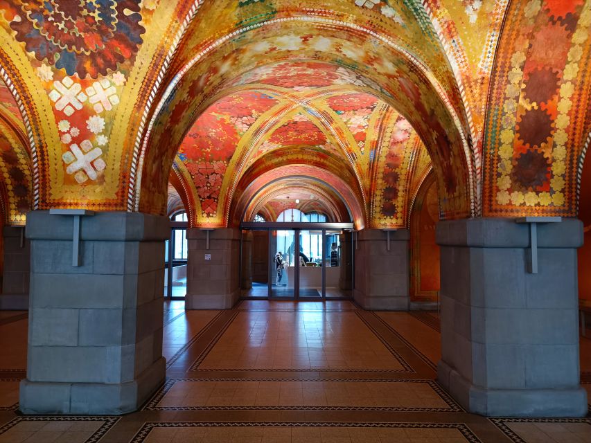 Zurich: Private Walking Tour with a Local Guide - Price and guide choice: is $90 a good deal for your style?