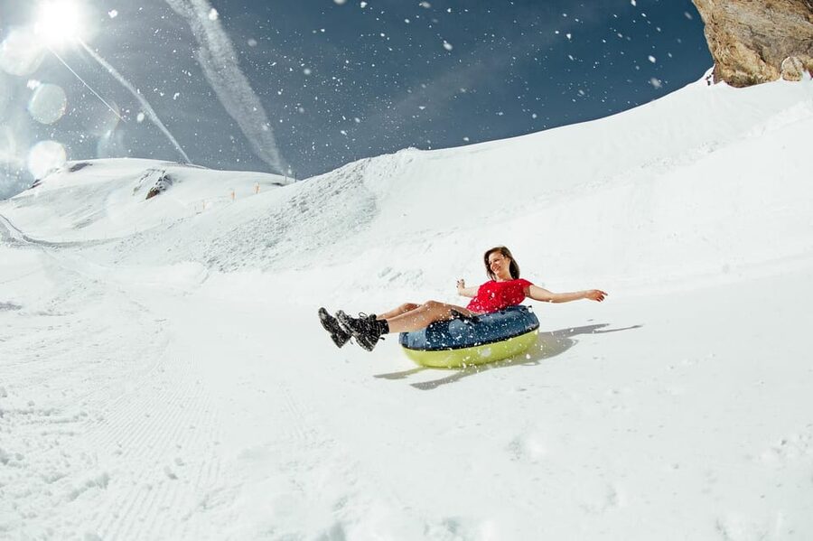 Zurich: Titlis Beginner Ski day snow experience & Lucerne - Rotair cable car to the Titlis heights: glacier views on purpose