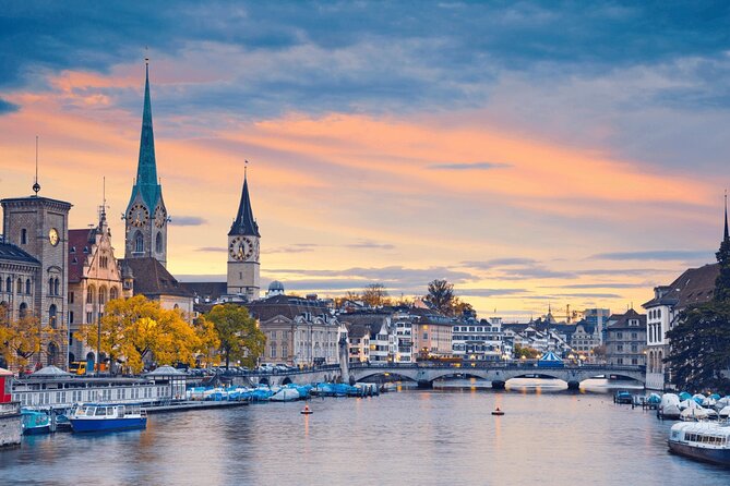 Zurich with Cruise and Lindt Home of Chocolate Private tour - Old Town Zurich churches: fast orientation on foot